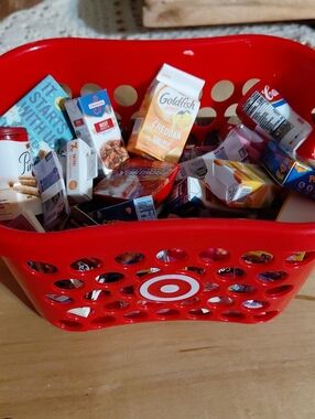 Miniature Target Basket With Minis